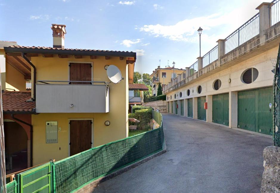 Apartment L'Archetto And Villetta Gruber - Regarda Travel Lazise Eksteriør billede